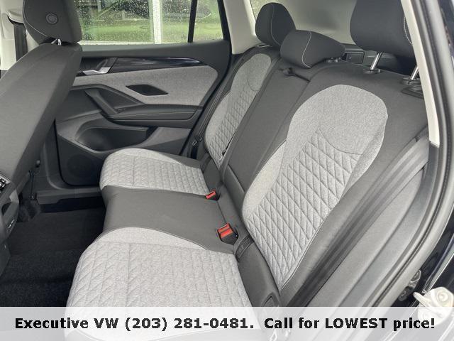 new 2025 Volkswagen Tiguan car, priced at $32,052