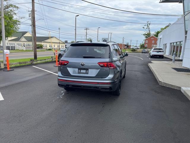 new 2024 Volkswagen Tiguan car, priced at $37,300