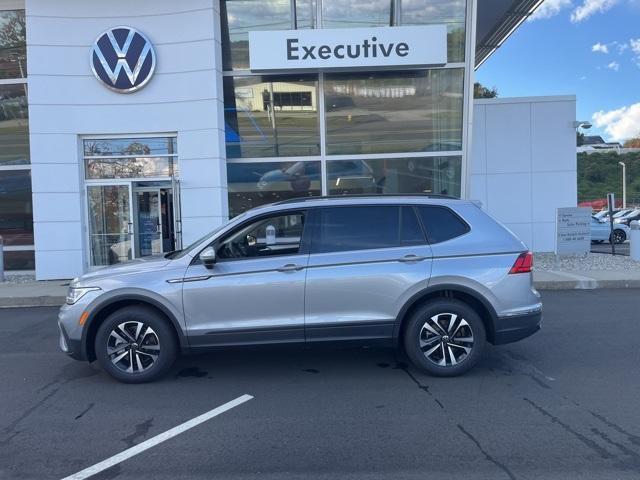 new 2024 Volkswagen Tiguan car, priced at $33,449