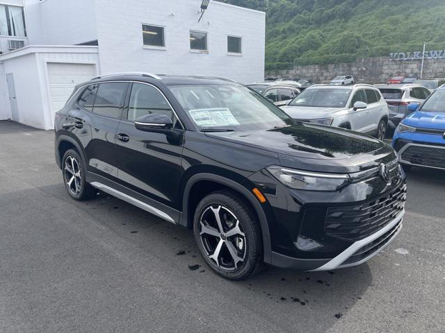new 2025 Volkswagen Tiguan car, priced at $35,257