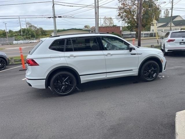 new 2024 Volkswagen Tiguan car, priced at $39,004