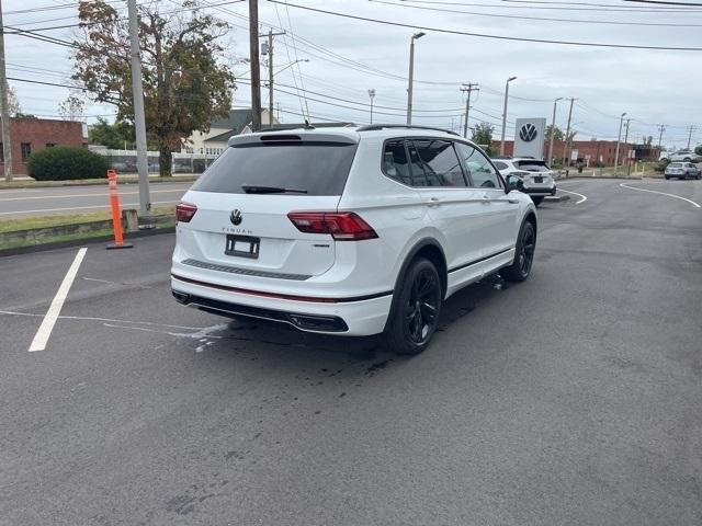 new 2024 Volkswagen Tiguan car, priced at $39,004