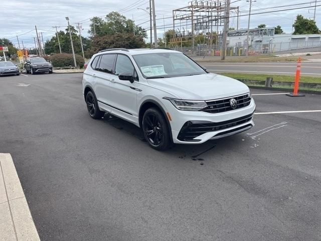 new 2024 Volkswagen Tiguan car, priced at $39,004