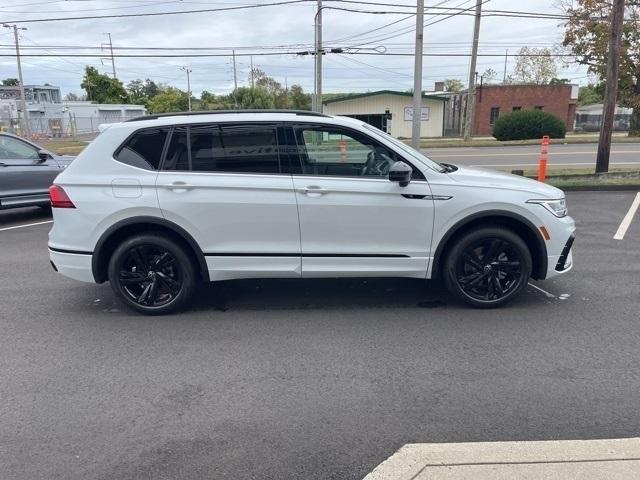 new 2024 Volkswagen Tiguan car, priced at $39,004