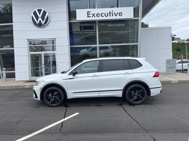 new 2024 Volkswagen Tiguan car, priced at $39,004