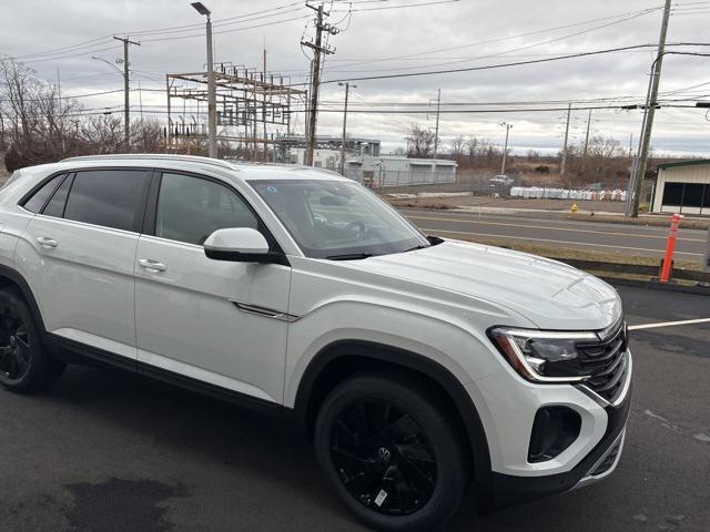 new 2025 Volkswagen Atlas Cross Sport car, priced at $43,508