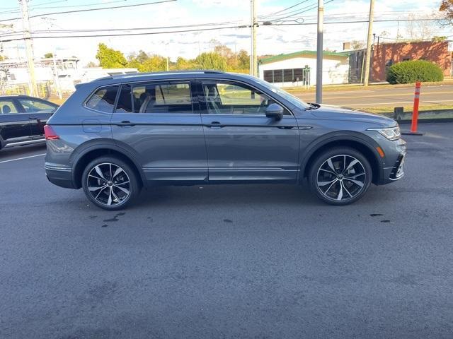 new 2024 Volkswagen Tiguan car, priced at $41,391