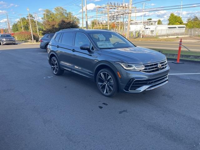 new 2024 Volkswagen Tiguan car, priced at $41,391