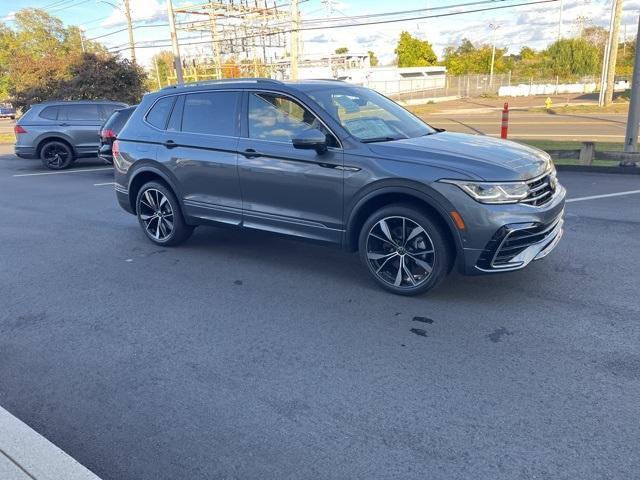 new 2024 Volkswagen Tiguan car, priced at $41,391