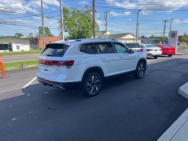 new 2024 Volkswagen Atlas car, priced at $52,006