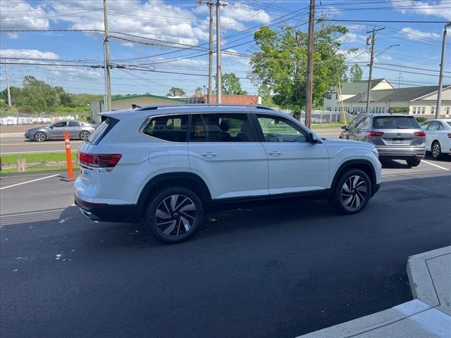 new 2024 Volkswagen Atlas car, priced at $52,006