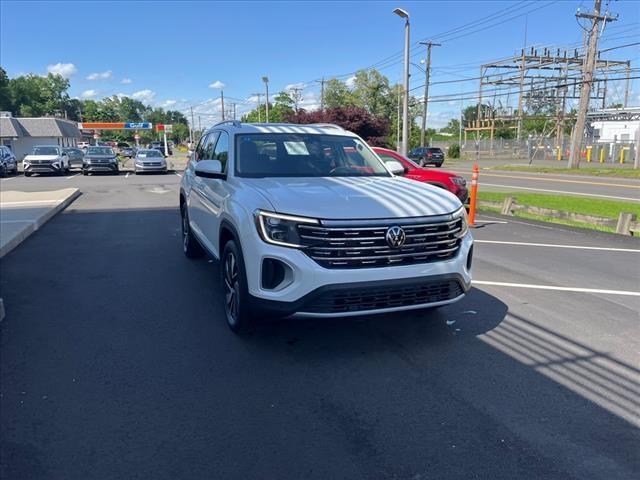 new 2024 Volkswagen Atlas car, priced at $52,006