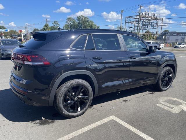 new 2026 Volkswagen Atlas Cross Sport car, priced at $51,049
