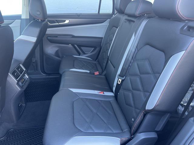 new 2026 Volkswagen Atlas car, priced at $47,670