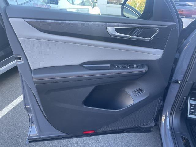 new 2026 Volkswagen Atlas car, priced at $47,670