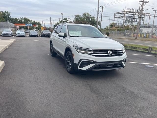 new 2024 Volkswagen Tiguan car, priced at $36,811