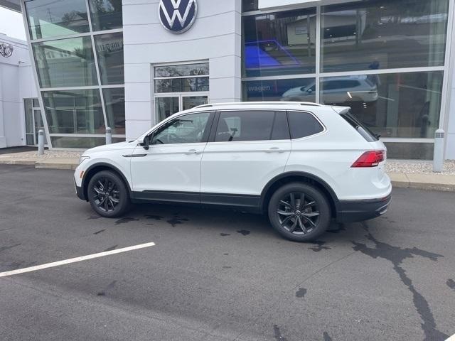 new 2024 Volkswagen Tiguan car, priced at $36,811