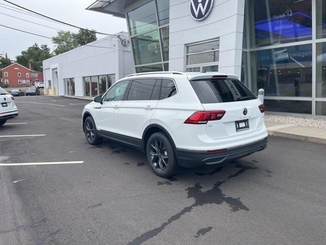 new 2024 Volkswagen Tiguan car, priced at $36,811