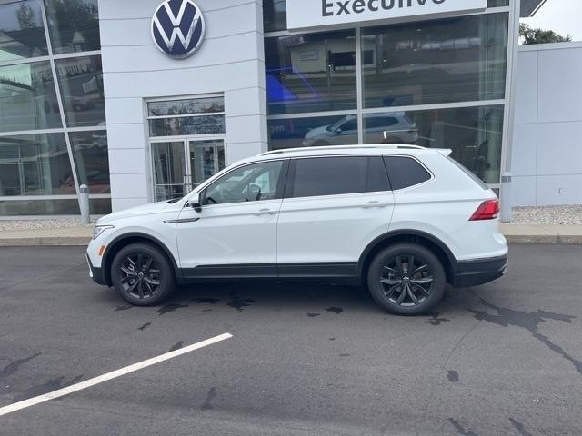 new 2024 Volkswagen Tiguan car, priced at $36,811