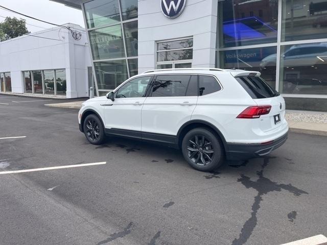 new 2024 Volkswagen Tiguan car, priced at $36,811