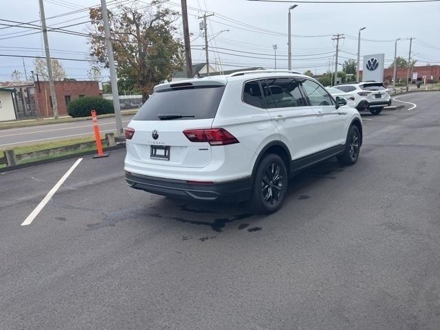 new 2024 Volkswagen Tiguan car, priced at $36,811