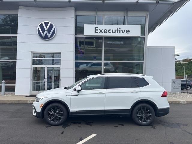 new 2024 Volkswagen Tiguan car, priced at $36,811