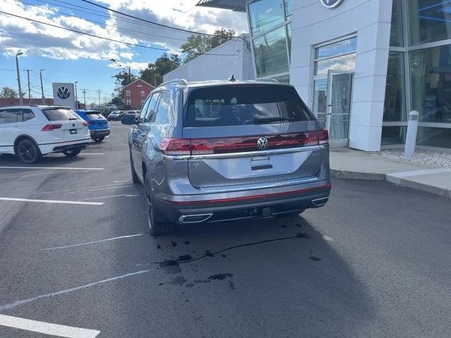 new 2024 Volkswagen Atlas car, priced at $47,987