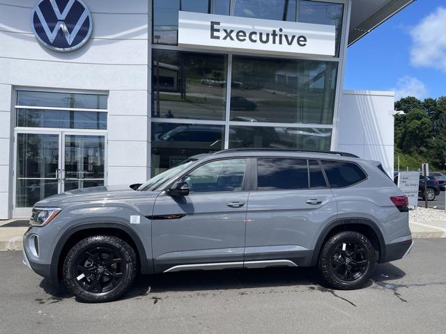 new 2025 Volkswagen Atlas car, priced at $46,746