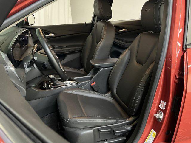 used 2024 Buick Encore GX car, priced at $21,250