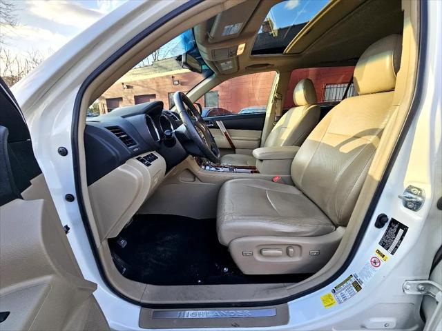 used 2012 Toyota Highlander car, priced at $10,350