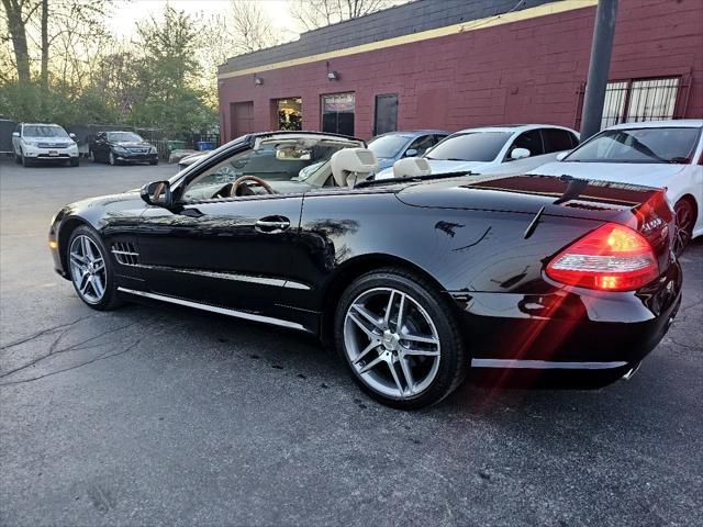 used 2009 Mercedes-Benz SL-Class car, priced at $23,325