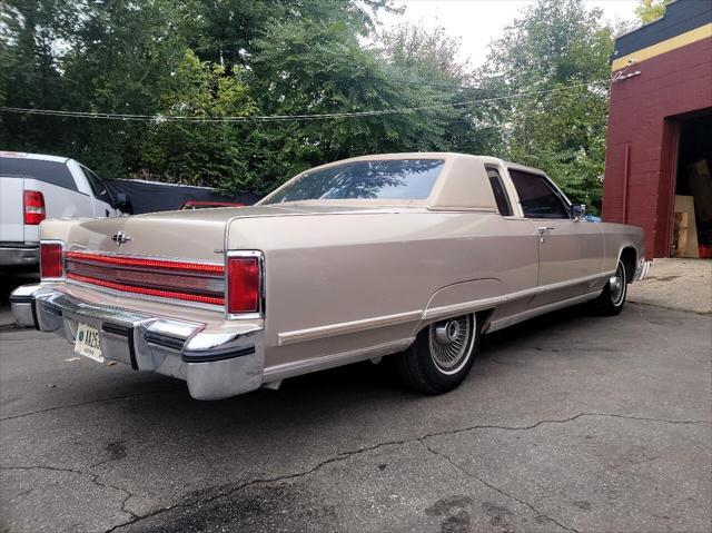 used 1977 Lincoln Continental car, priced at $8,250