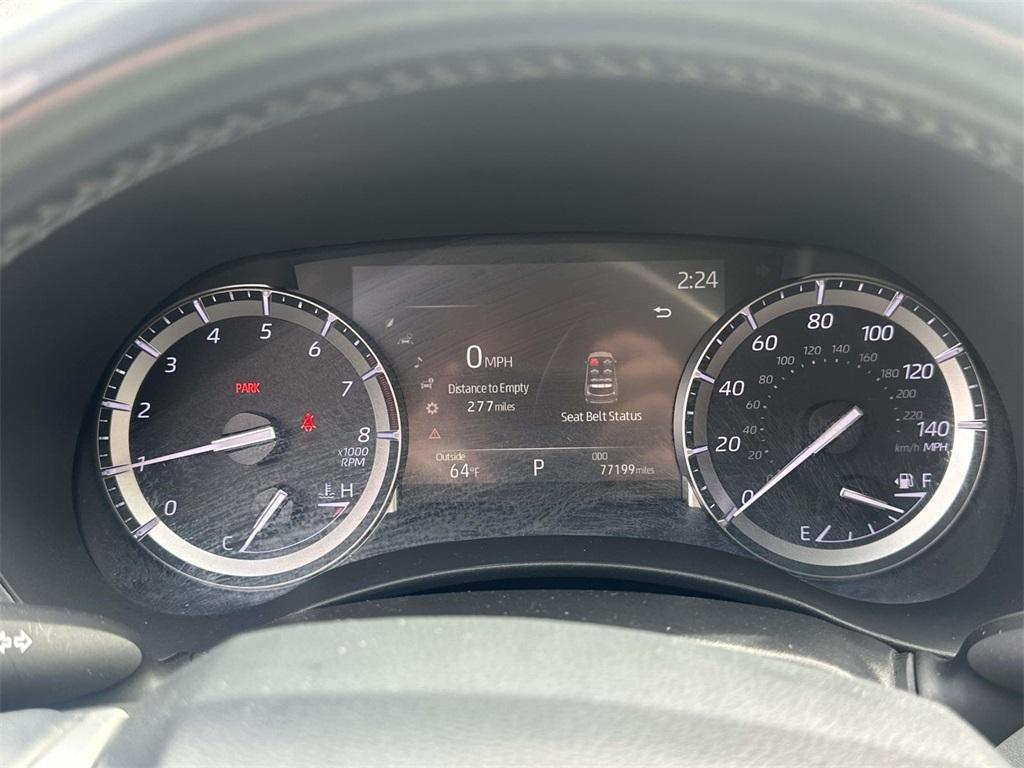 used 2022 Toyota Highlander car, priced at $30,467