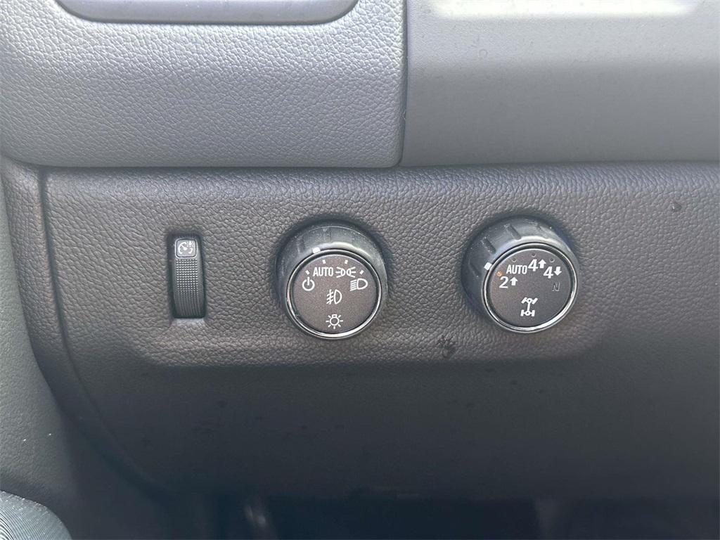 used 2022 Chevrolet Colorado car, priced at $32,269