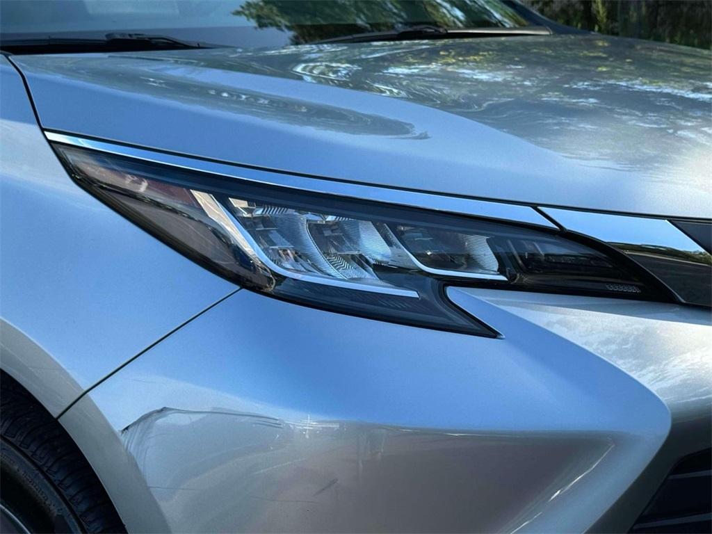used 2021 Toyota Sienna car, priced at $38,478