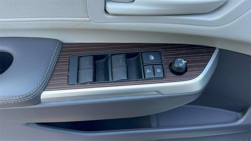 used 2021 Toyota Sienna car, priced at $38,478