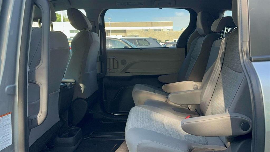 used 2021 Toyota Sienna car, priced at $38,478
