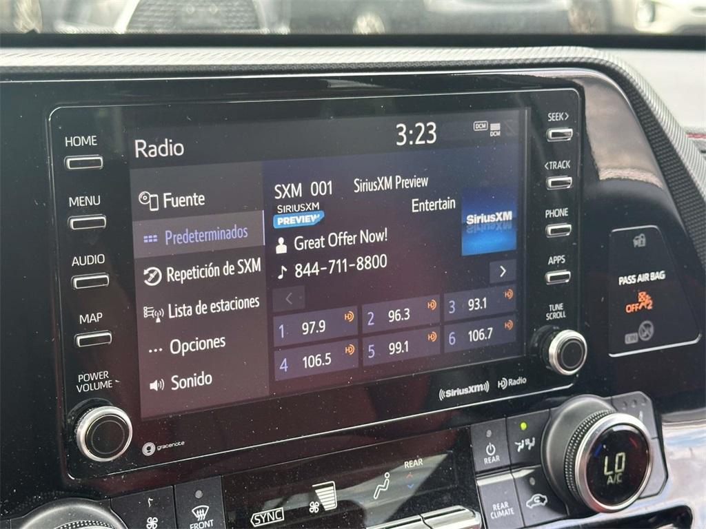 used 2022 Toyota Highlander car, priced at $35,220