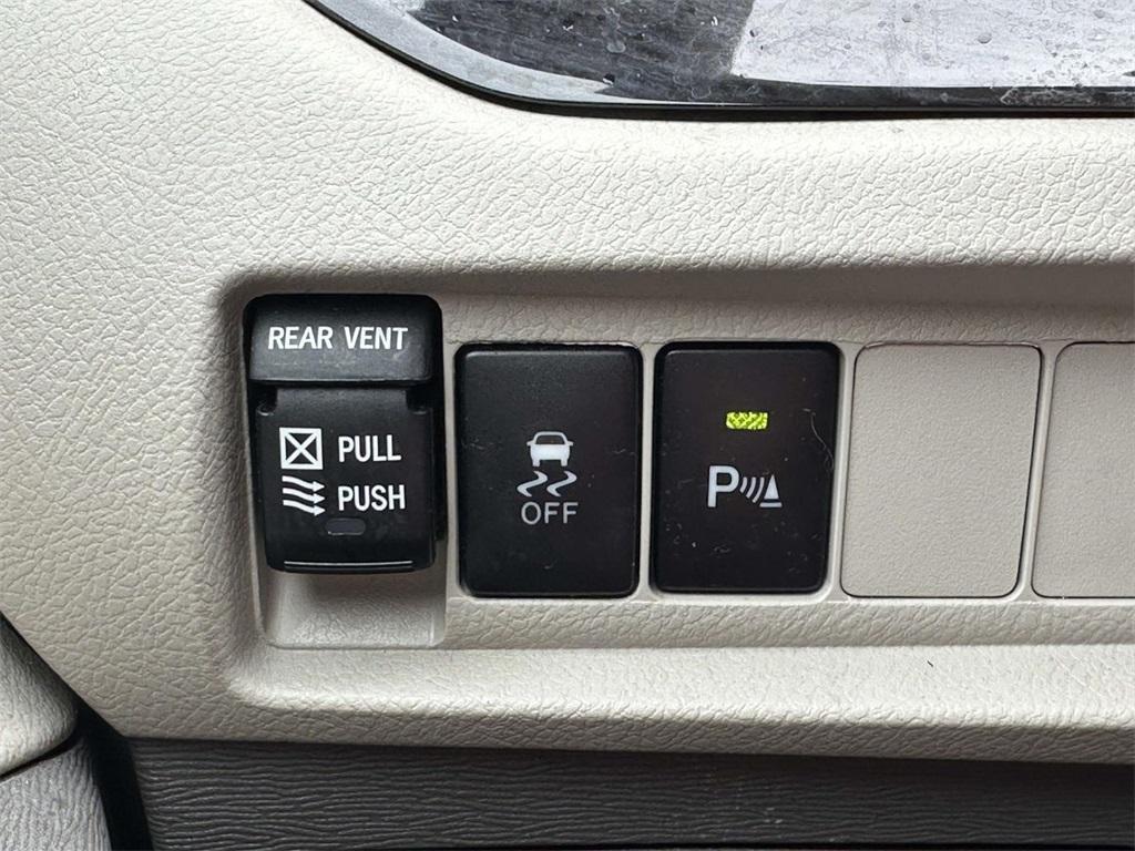 used 2018 Toyota Sienna car, priced at $29,630