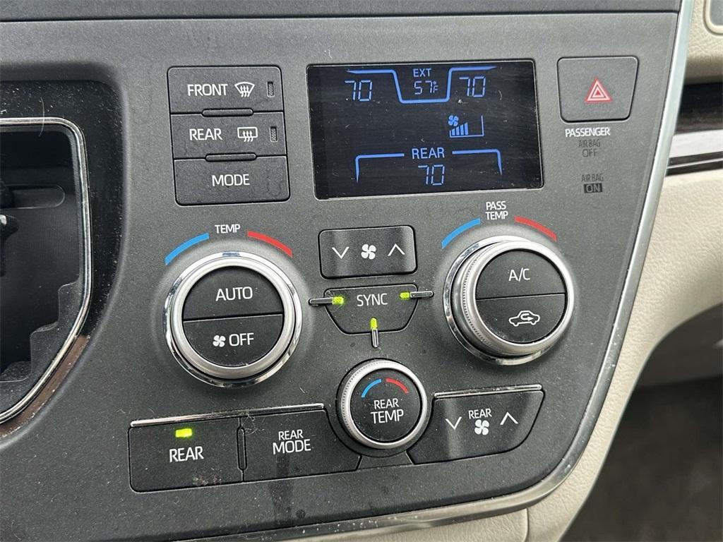 used 2018 Toyota Sienna car, priced at $29,630