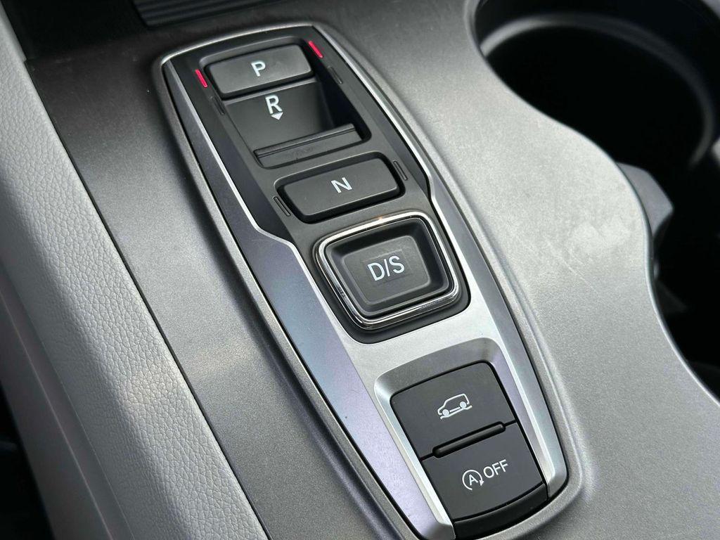 used 2022 Honda Pilot car, priced at $33,150