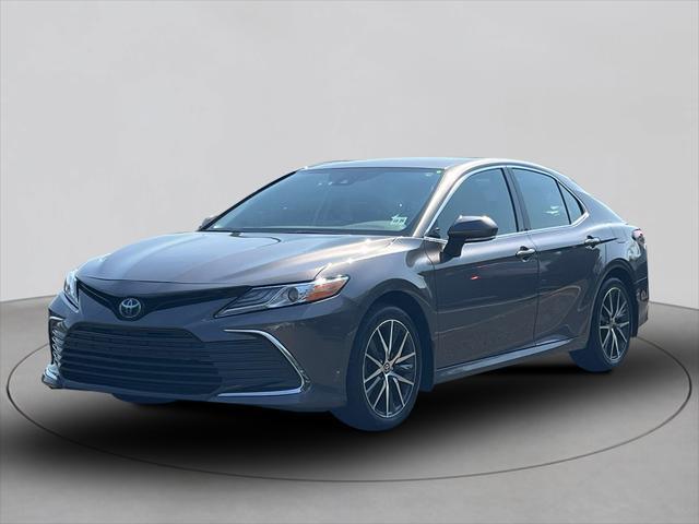 used 2022 Toyota Camry Hybrid car, priced at $29,315