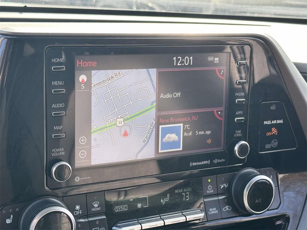 used 2020 Toyota Highlander car, priced at $25,922