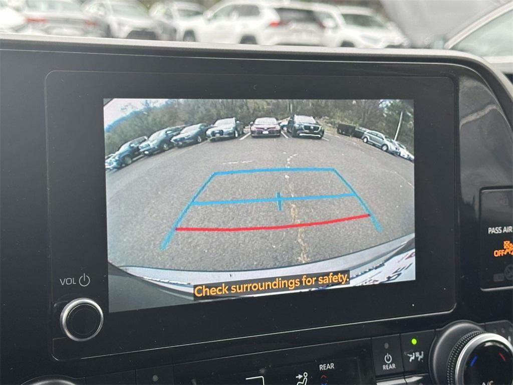 used 2023 Toyota Highlander car, priced at $34,979