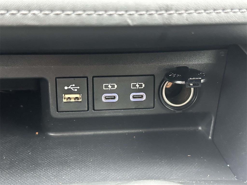 used 2023 Toyota Highlander car, priced at $34,979