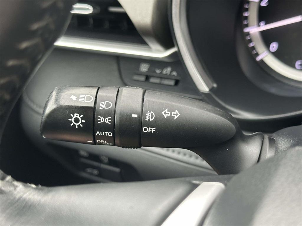 used 2023 Toyota Highlander car, priced at $34,979