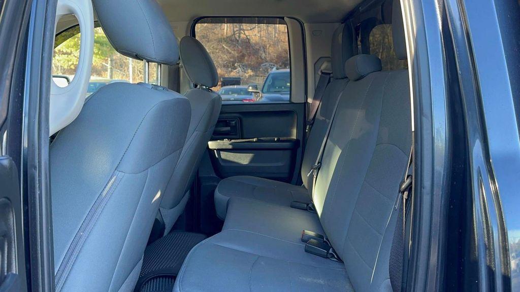 used 2019 Ram 1500 Classic car, priced at $19,554