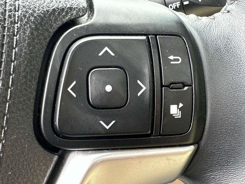 used 2016 Toyota Highlander car, priced at $22,200
