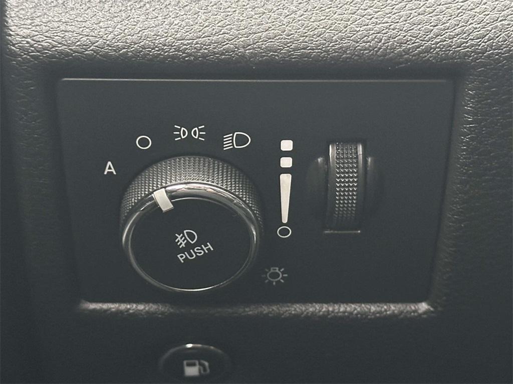 used 2019 Jeep Grand Cherokee car, priced at $18,200