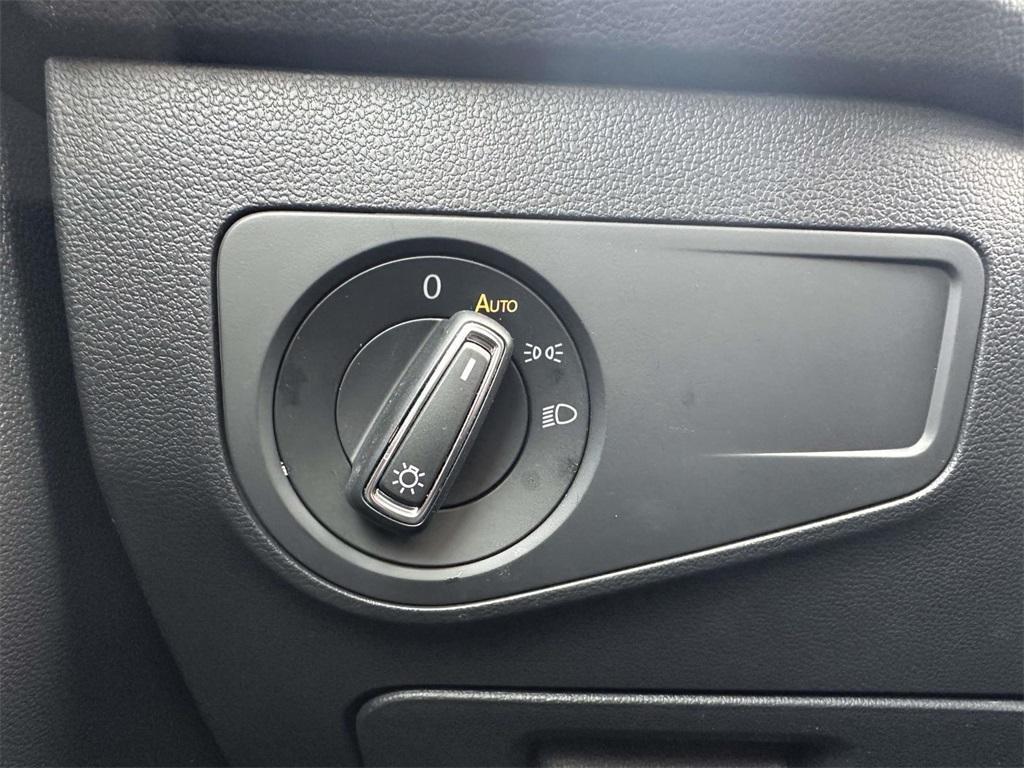 used 2021 Volkswagen Tiguan car, priced at $15,483